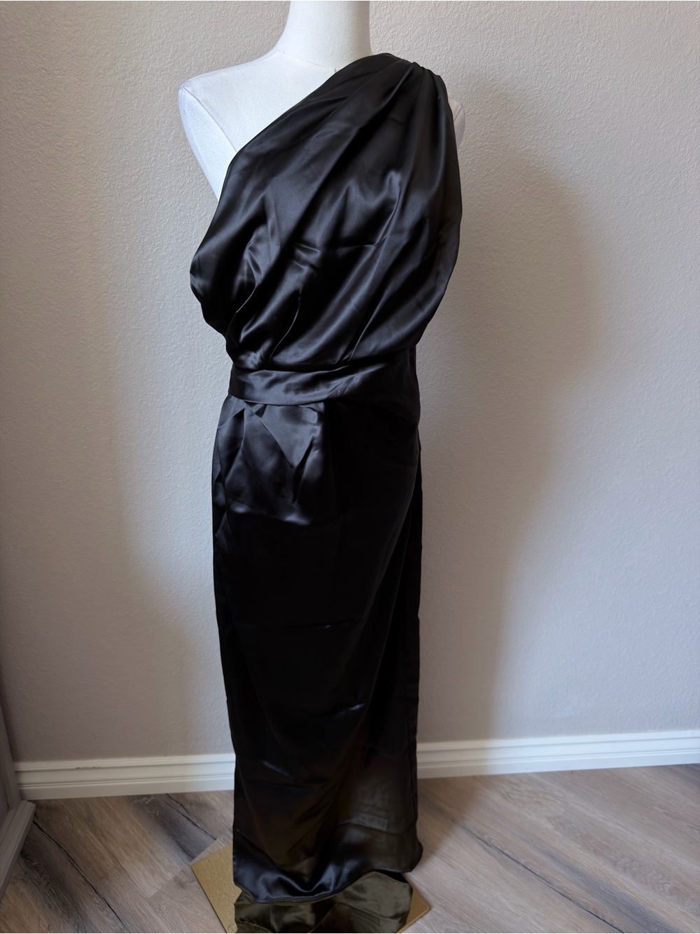 NWT Petal & Pup Black One-Shoulder Satin Gown with High Slit, Size 8